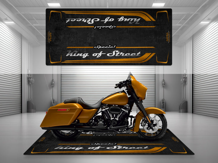 Motorcycle garage pit mat designed for Harley Davidson Street Glide Special in Prospect Gold color