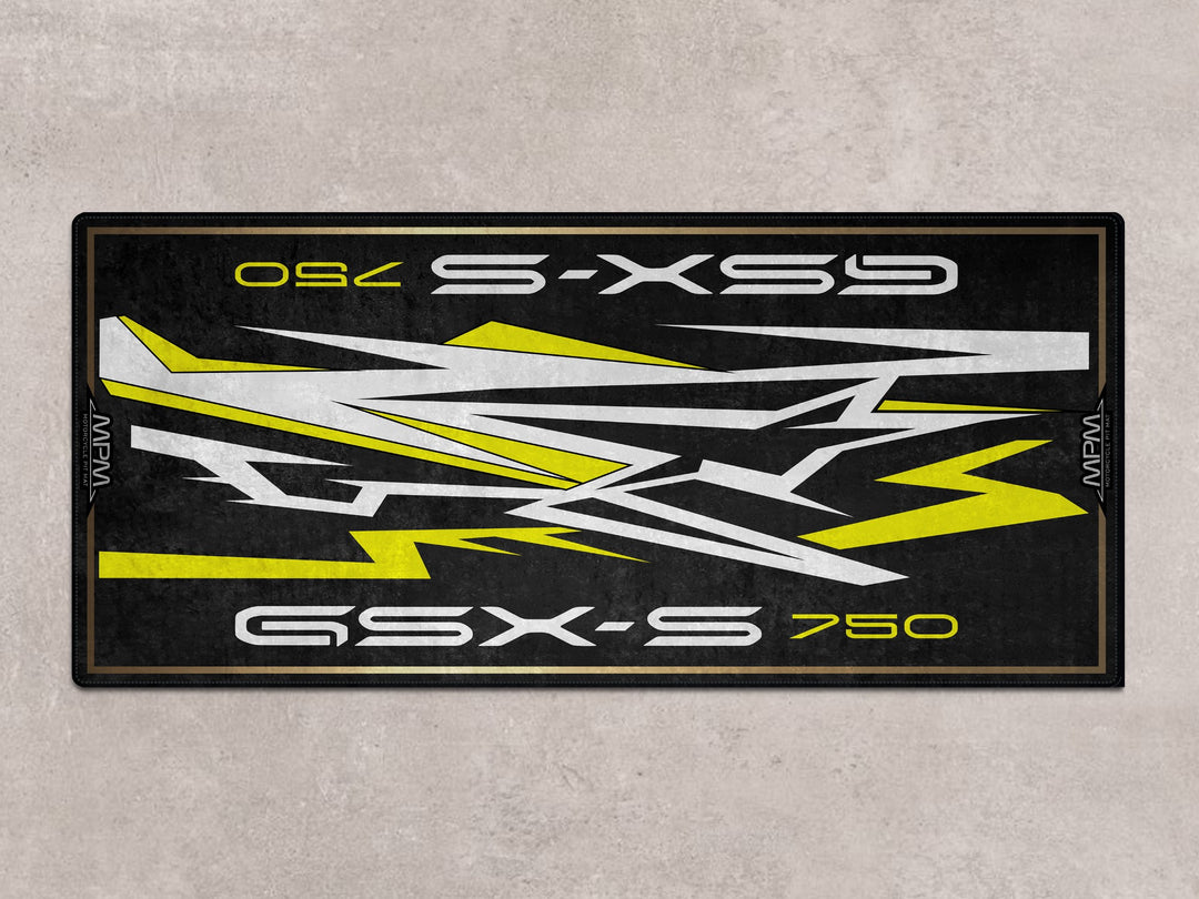 Custom pit rug for GSX-S750Z riders. Stylish garage floor cover and essential motorcycle accessory for any bike zone.