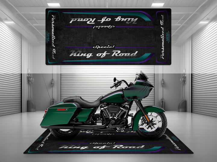 Road Glide Snake Venom carpet—ideal gift for Harley fans, protects garage floors while elevating your motorcycle display style.