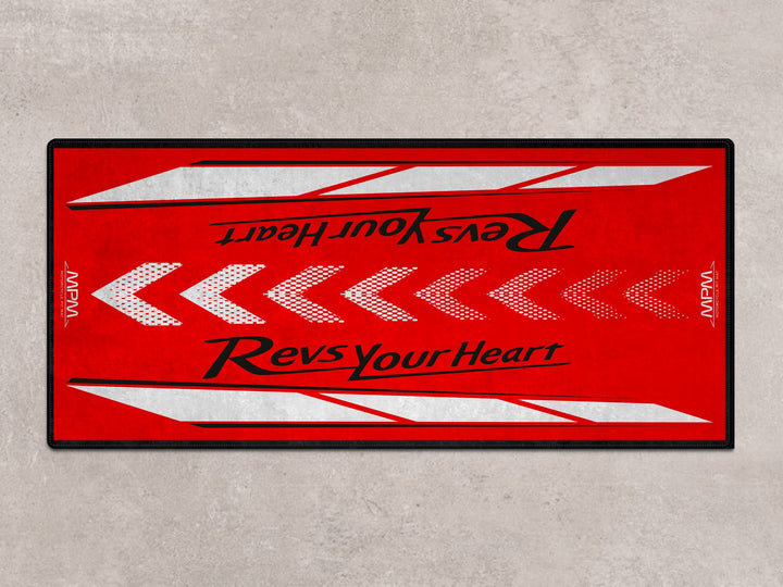 Floor cover rug for Yamaha R25 and R20, perfect for motorcycle gear storage and garage floor protection.