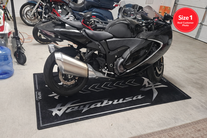 Suzuki Hayabusa hyperbike garage pit mat, durable non-slip motorcycle floor rug for performance setup.